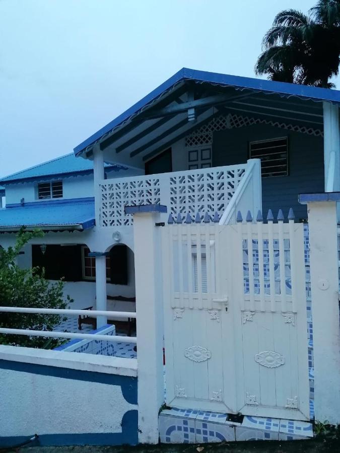 Residence Bleue De Mer Deshaies Exterior photo